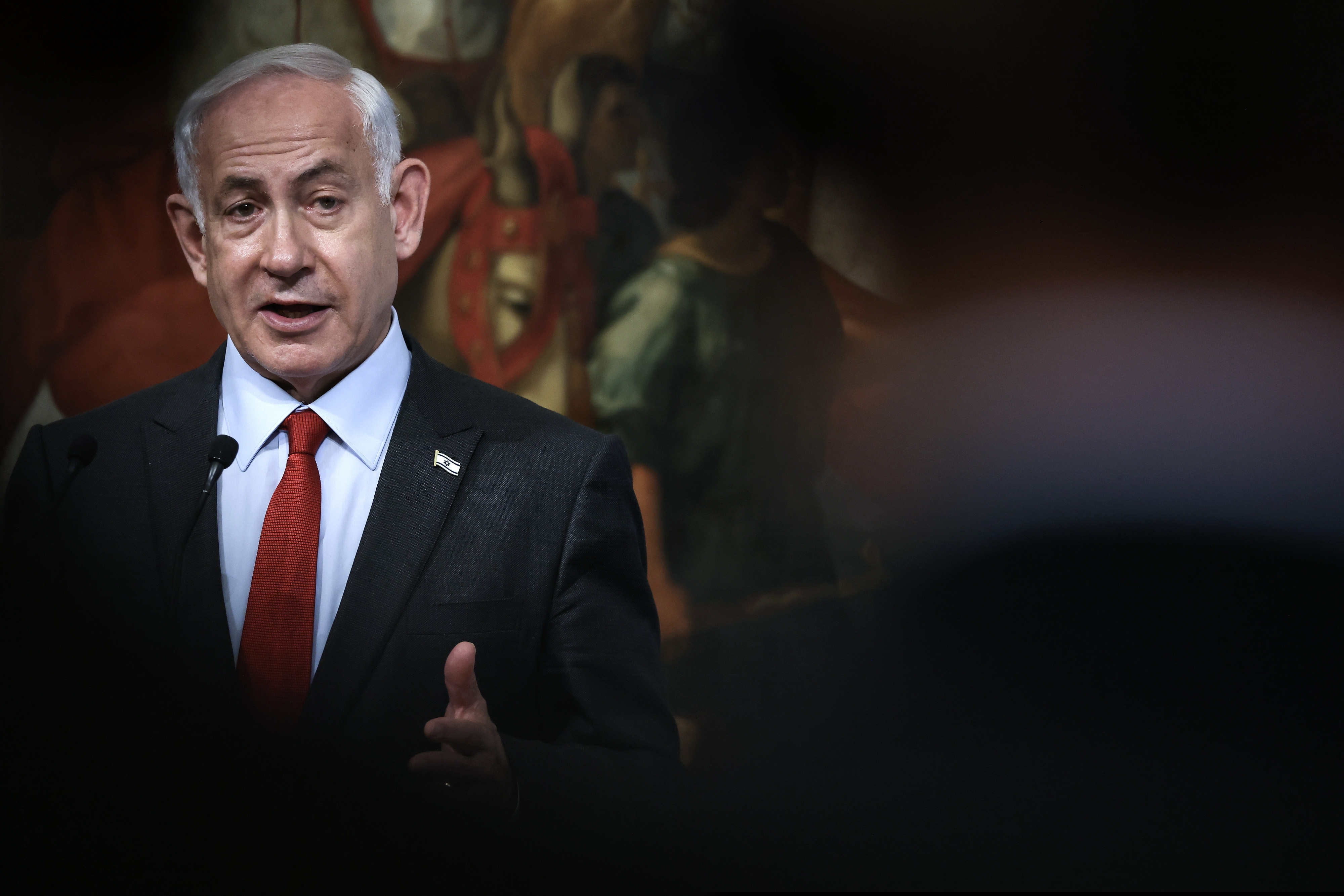 Fost premier al Israelului: Netanyahu nu ar trebui să mai rămână la putere prea mult timp, după atacul șocant al Hamas