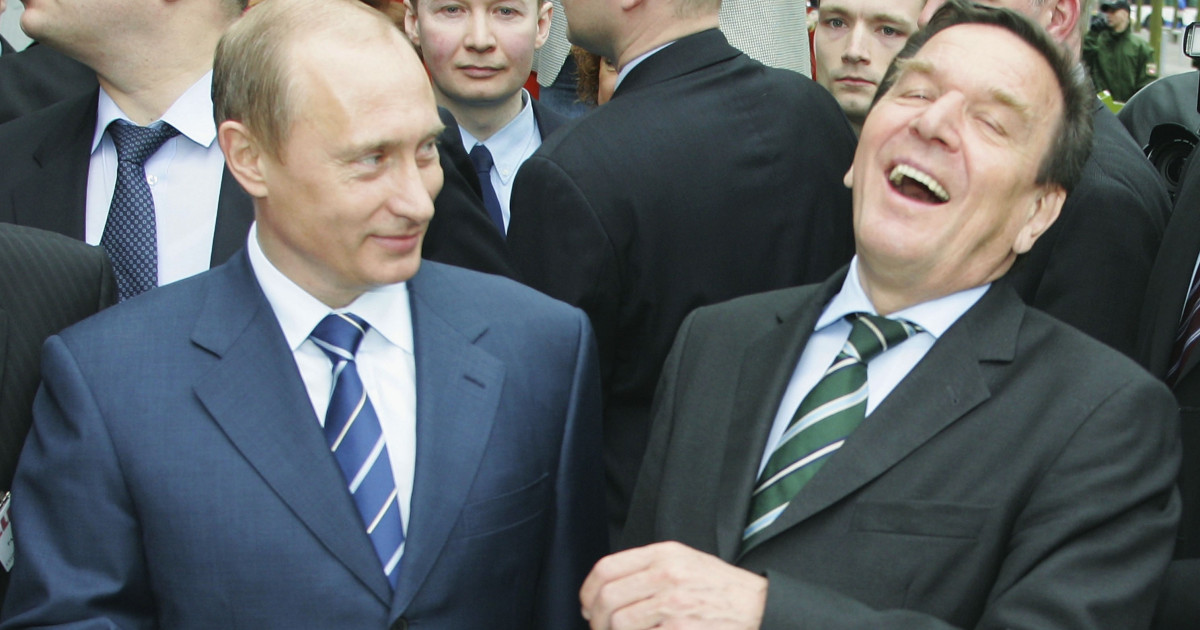 Gerhard Schröder a participat la aniversarea lui Vladimir Putin la reședința acestuia