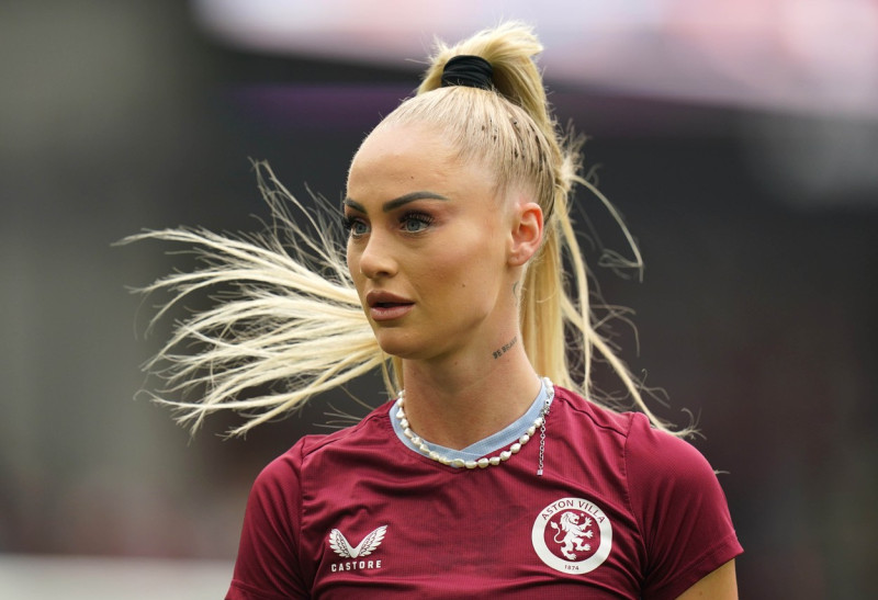 Aston Villa v Manchester United - Barclays Women's Super League - Villa Park