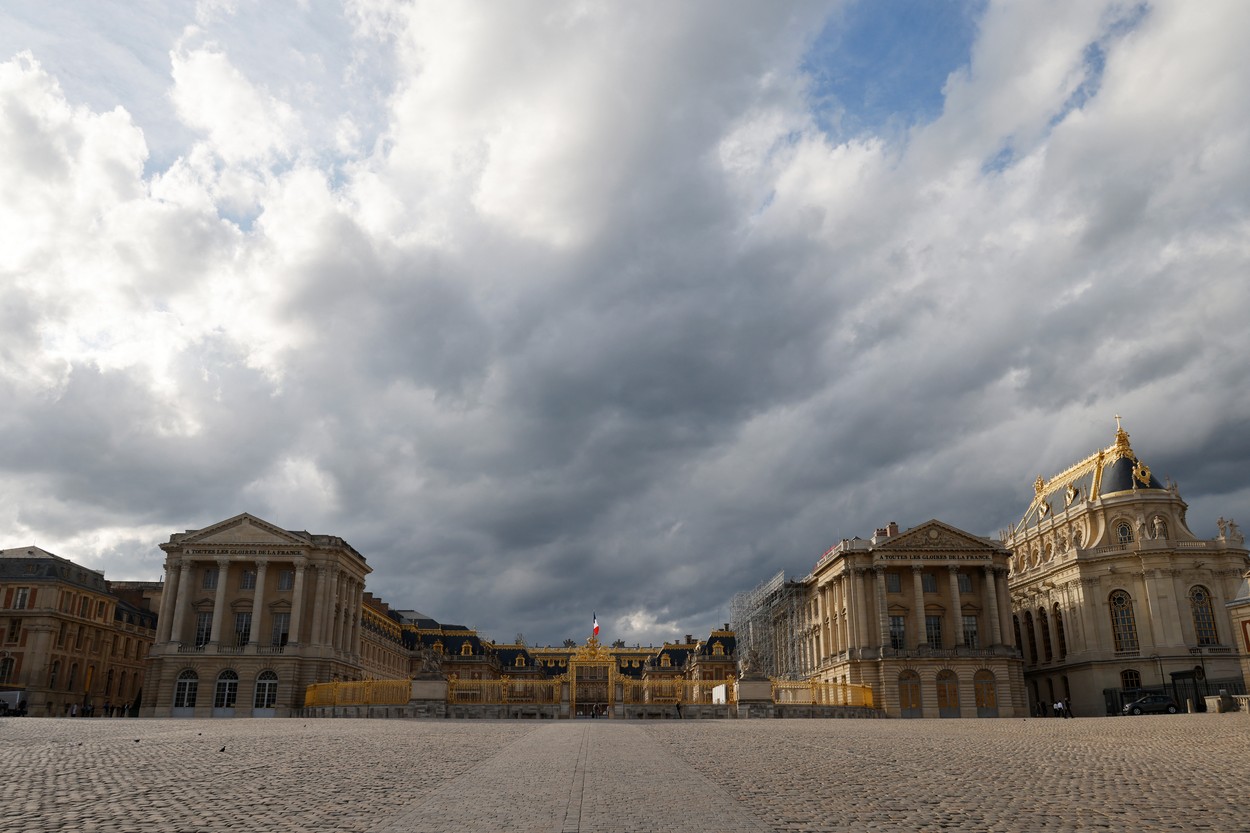 O nouă alertă cu bombă la Versailles. Palatul a fost evacuat și va rămâne închis toată ziua