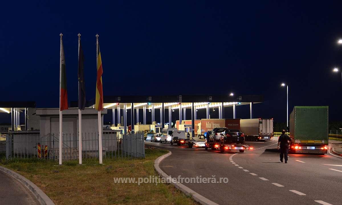 Vameșii de la Calafat acuzați de corupție s-au întors la muncă, exact acolo unde procurorii susțin că luau mită
