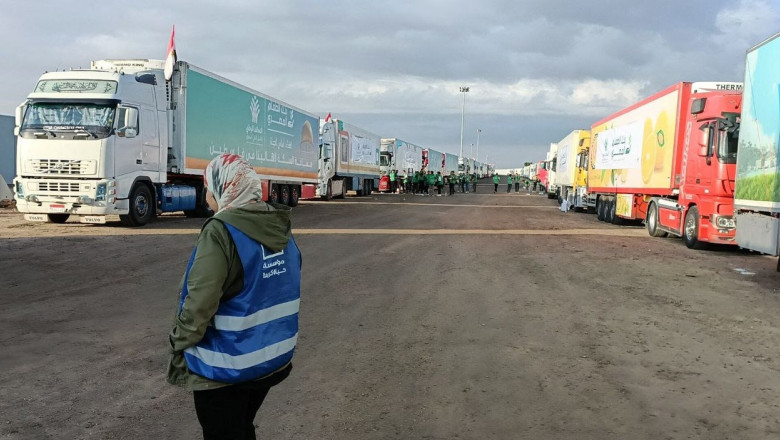 Trucks loaded with humanitarian aid supplies at Rafah Border Gate