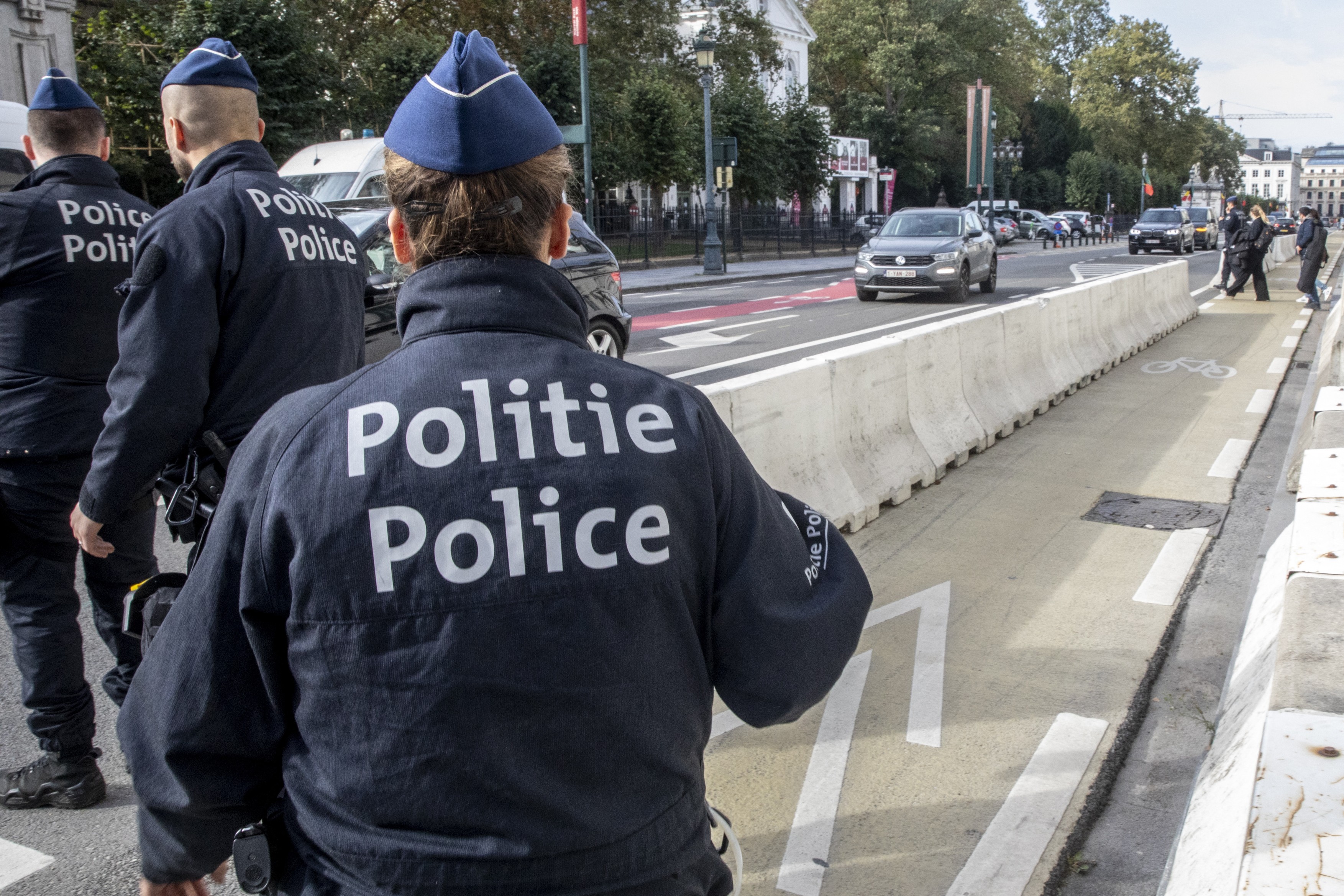Amenințarea teroristă ar putea crește în UE. Comisia Europeană avertizează asupra "atacurilor comise de lupii singuratici"