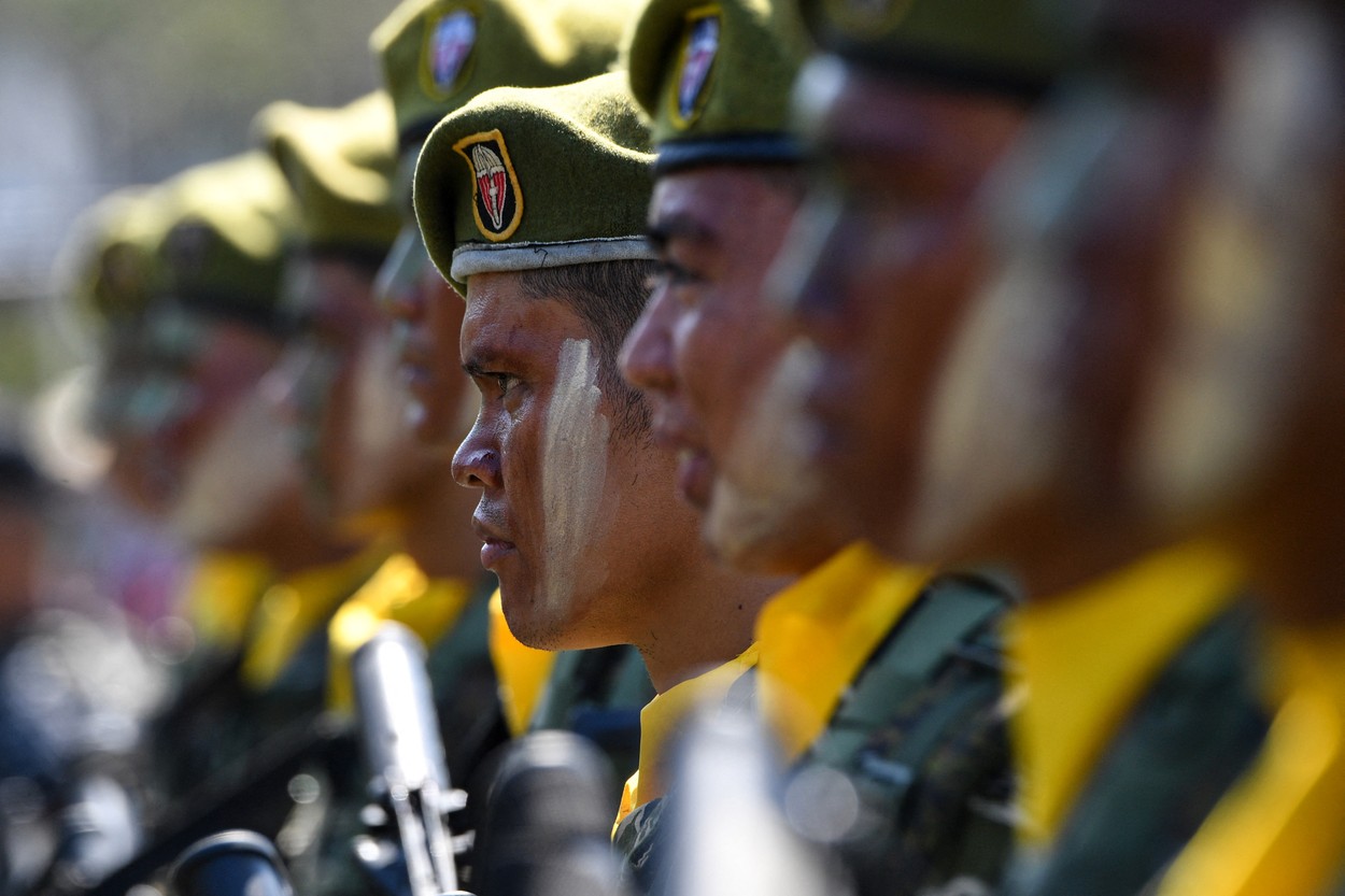 Filipine recrutează „războinici cibernetici” pentru o armată care să apere țara de atacurile online