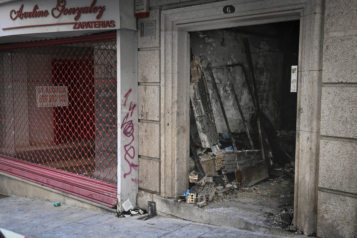 Incendiu violent în Spania. Patru copii au murit după ce o clădire a fost cuprinsă de flăcări