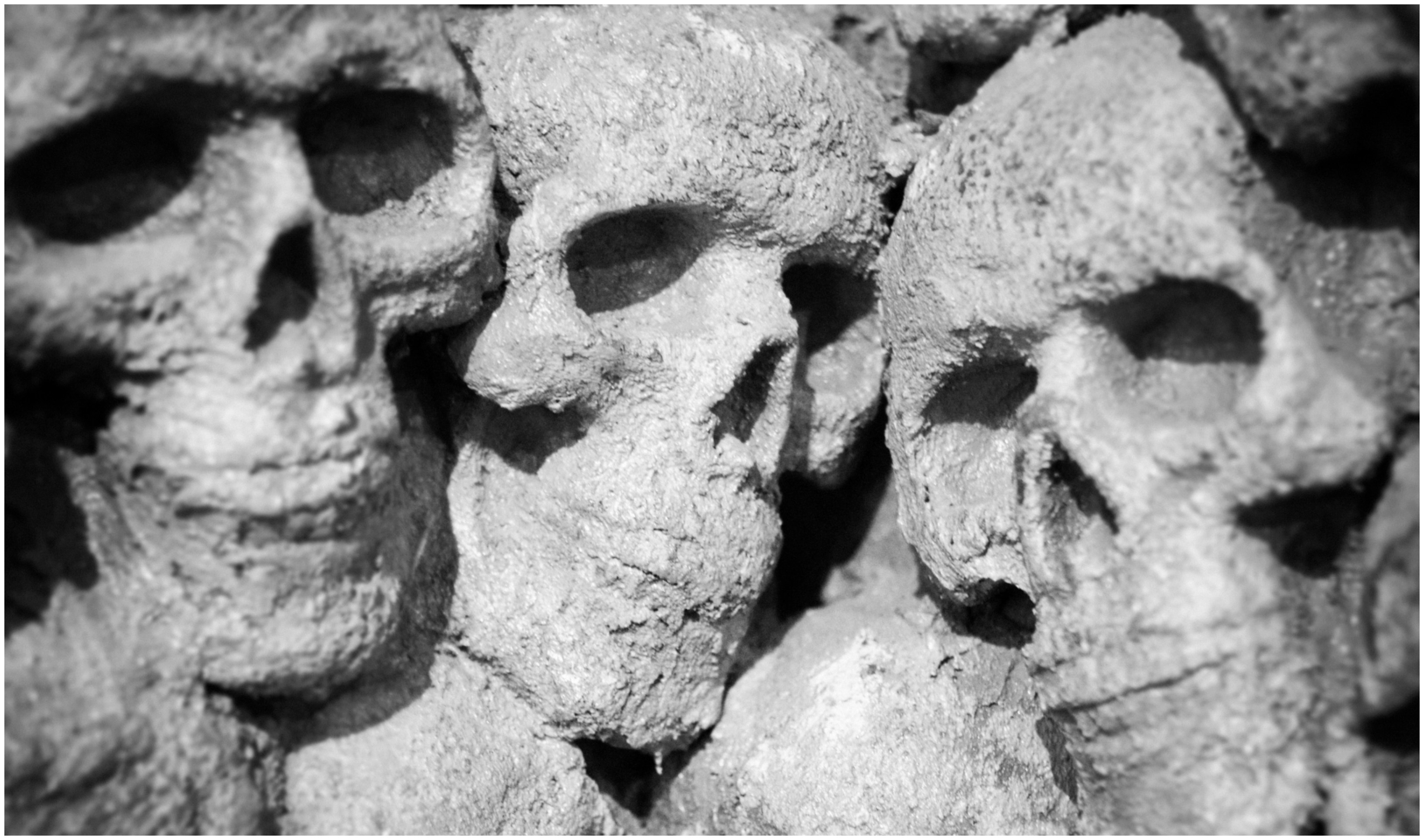 600 de schetele umane descoperite în 6 gropi comune, în Iași. Istorici: Ar fi vorba de soldaţi germani din Al Doilea Război Mondial