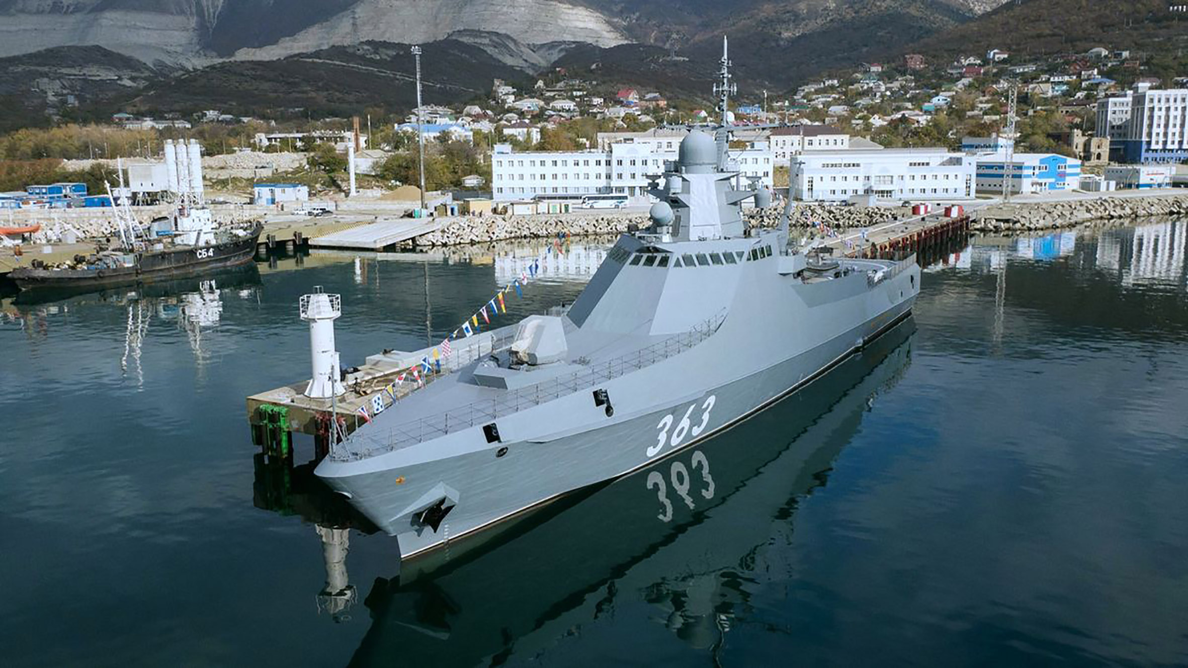 Marina ucraineană anunță că o corvetă rusă a fost avariată în apropiere de Sevastopol