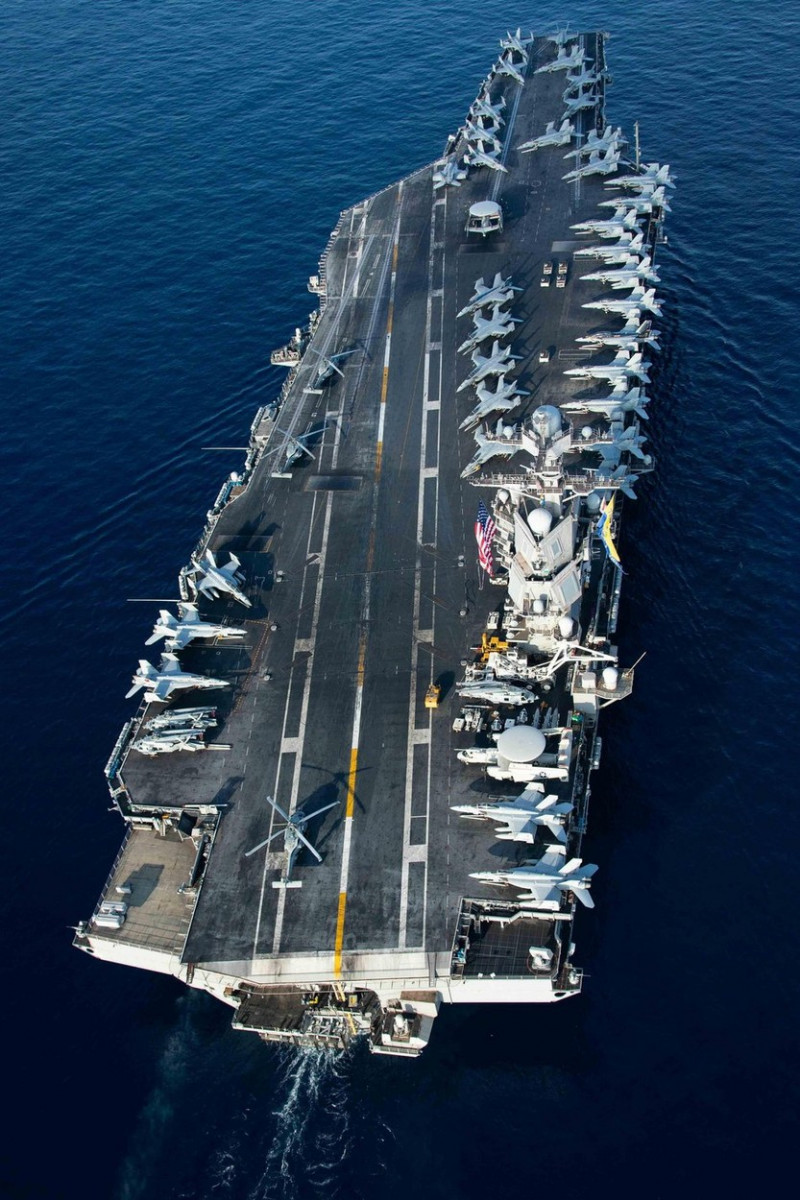 Ionian Sea, United States. 04th Oct, 2023. The U.S. Navy Ford-class aircraft carrier USS Gerald R. Ford leads a formation of U.S and Italian ships during operations, October 4, 2023 on the Ionian Sea. Credit: MC3 Maxwell Orlosky/U.S. Navy Photo/Alamy Live