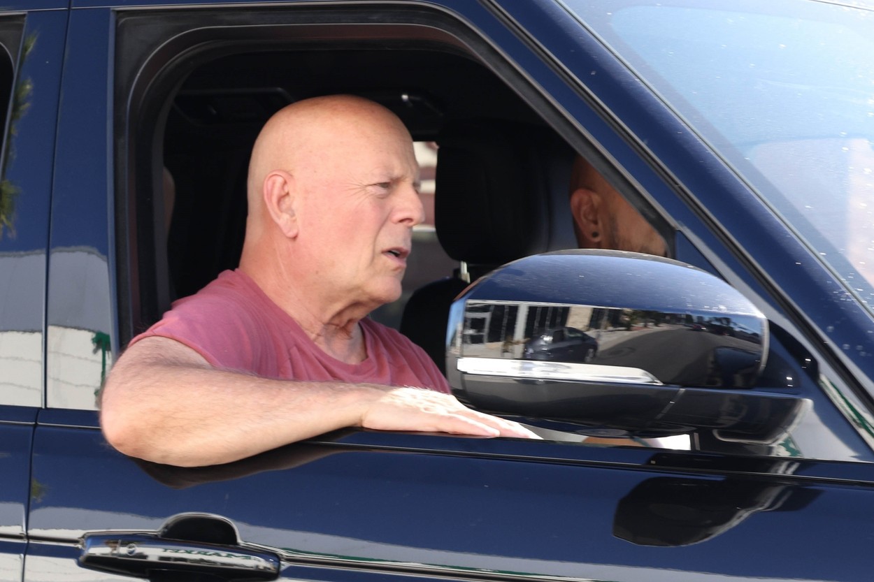 Bruce Willis, diagnosticat cu demență, „nu mai comunică foarte bine”