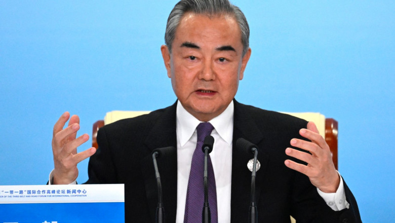 wang yi