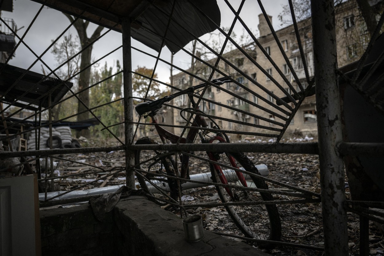 Al doilea Bahmut. În Avdiivka, orașul pe care rușii se chinuie să îl cucerească, au mai rămas doar 1.000 de oameni din 30.000