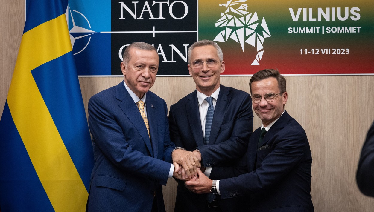 Suedia e tot mai aproape de intrarea în NATO. Recep Tayyip Erdogan a aprobat protocoalele de aderare