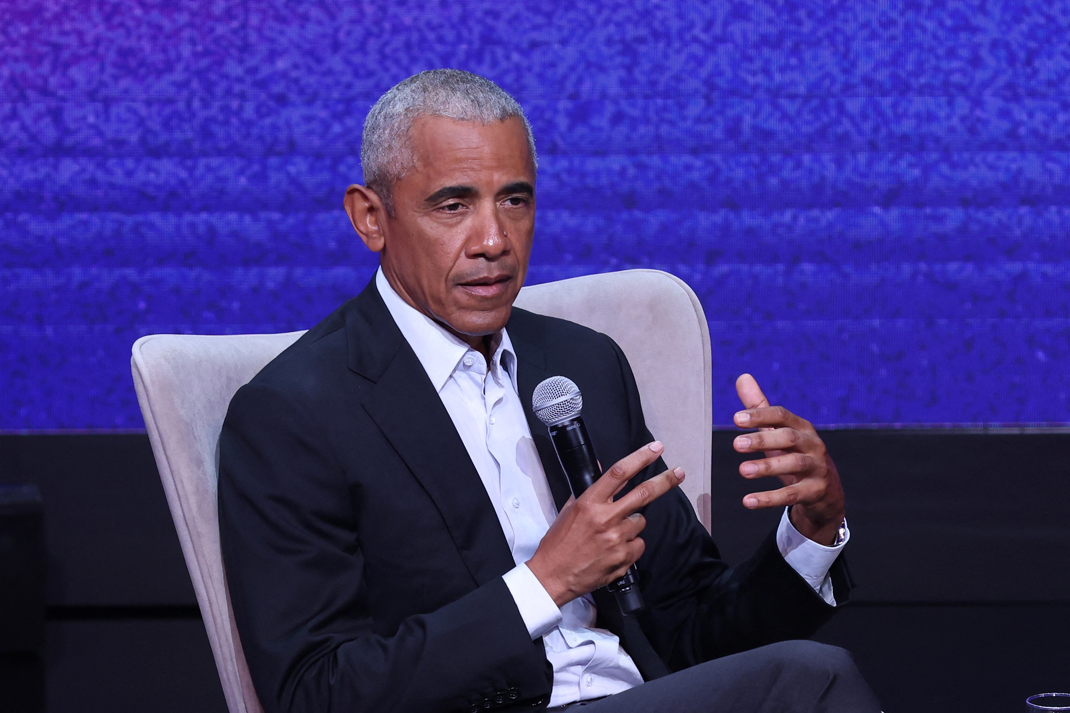 Barack Obama critică decizia Israelului de a tăia accesul la hrană și apă populației din Gaza