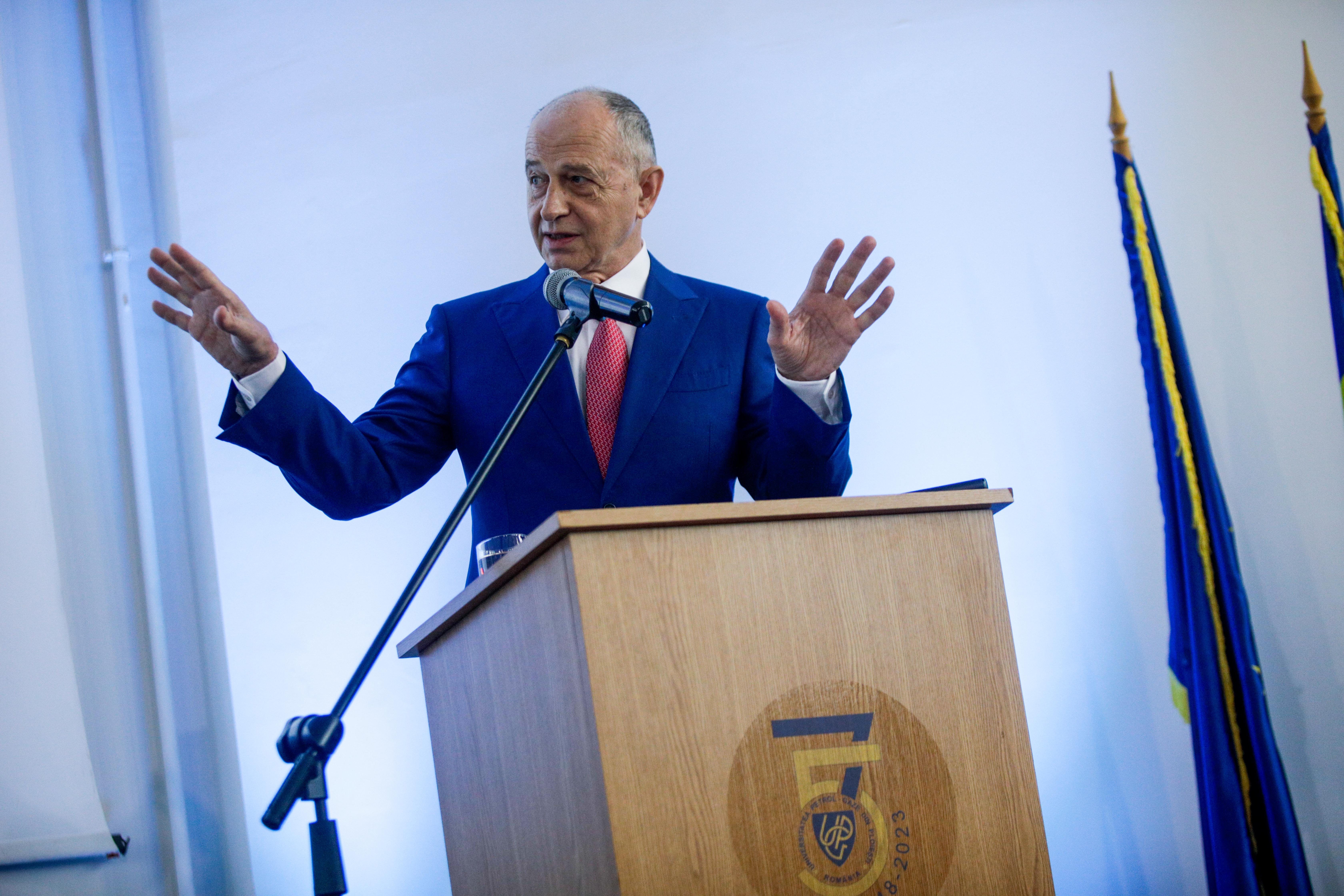 Geoană, întrebat dacă va candida la prezidenţiale: După iulie, voi putea să comunic ce vreau să fac cu viaţa mea