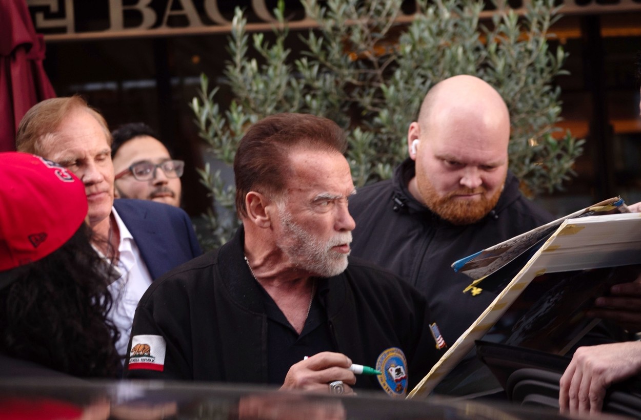 De ce a fost reţinut Arnold Schwarzenegger pe aeroportul din Munchen. „Este valabil pentru toată lumea”