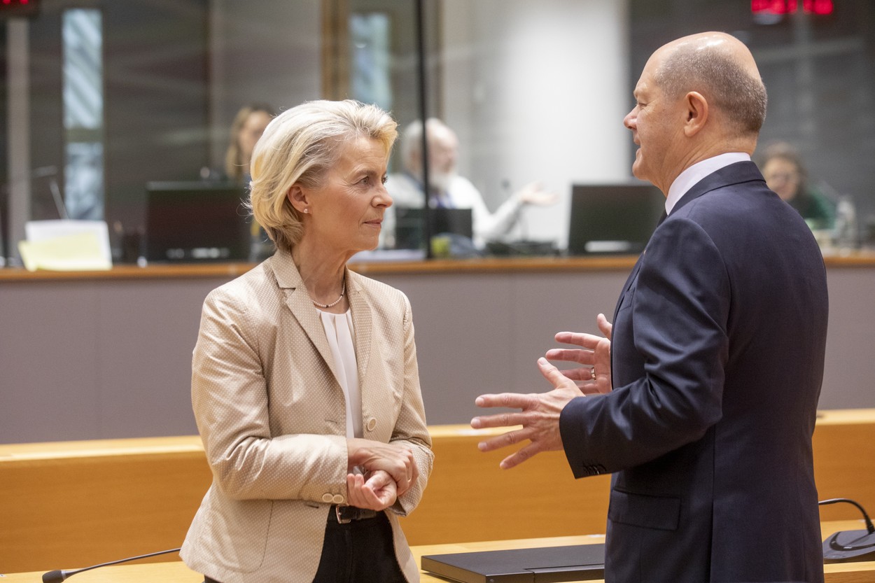 PPE pune presiune pe Scholz să o susțină pe Ursula von der Leyen pentru un nou mandat la Comisie