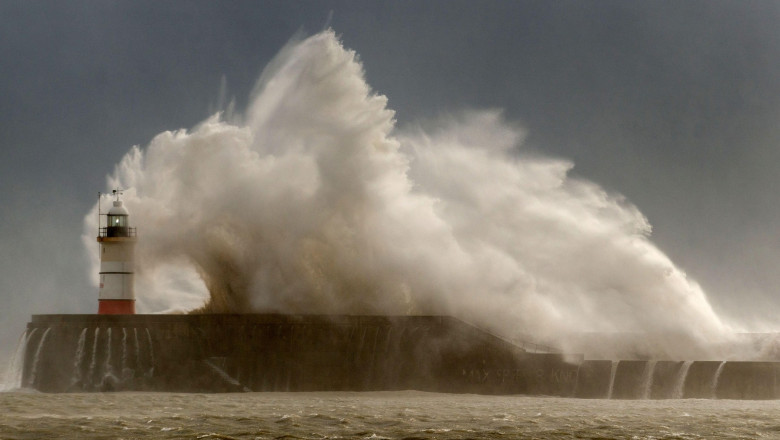 valuri uriașe în Anglia