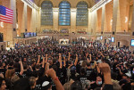Protesting for ceasefire in Gaza and Israel in Grand Central Terminal
