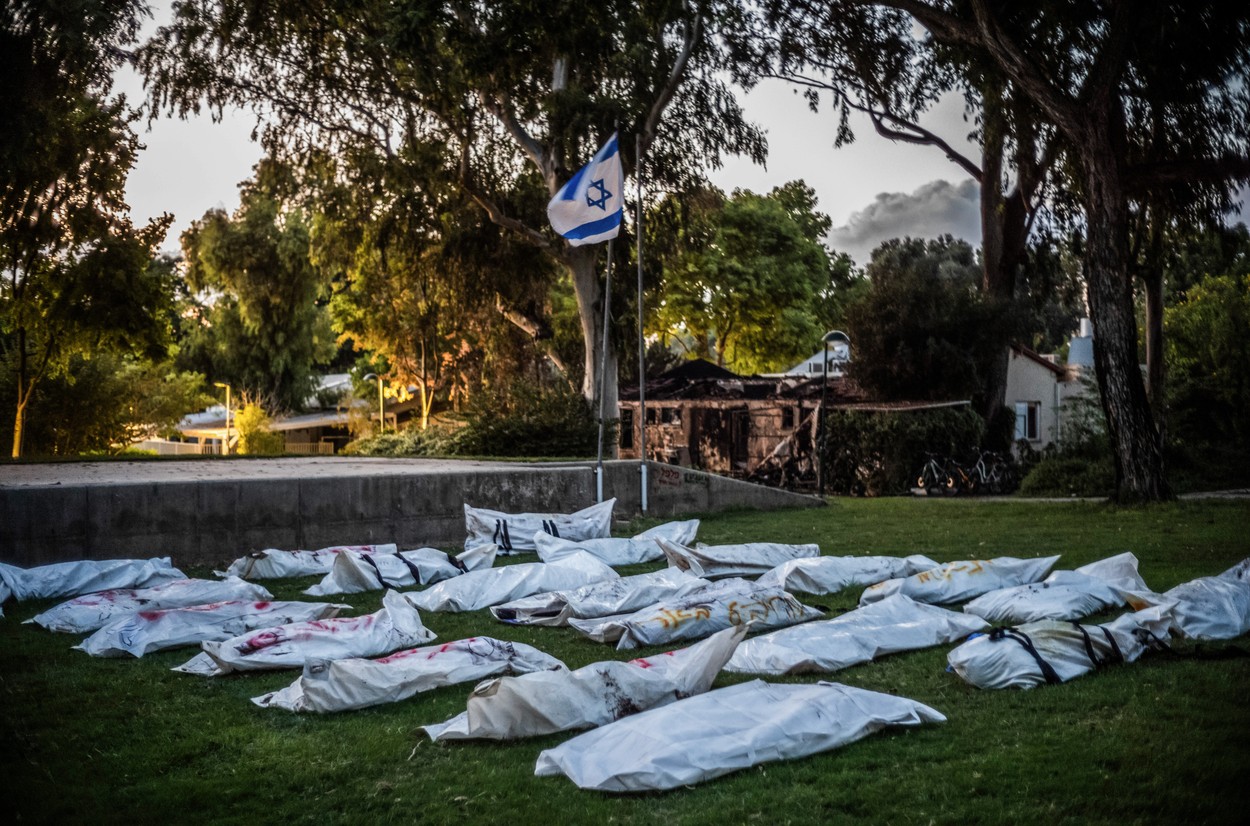 Masacrul Hamas. Cadavrul unei femei goale, cu picioarele legate cu sârmă și 20 de copii arși, găsiți într-un cartier israelian