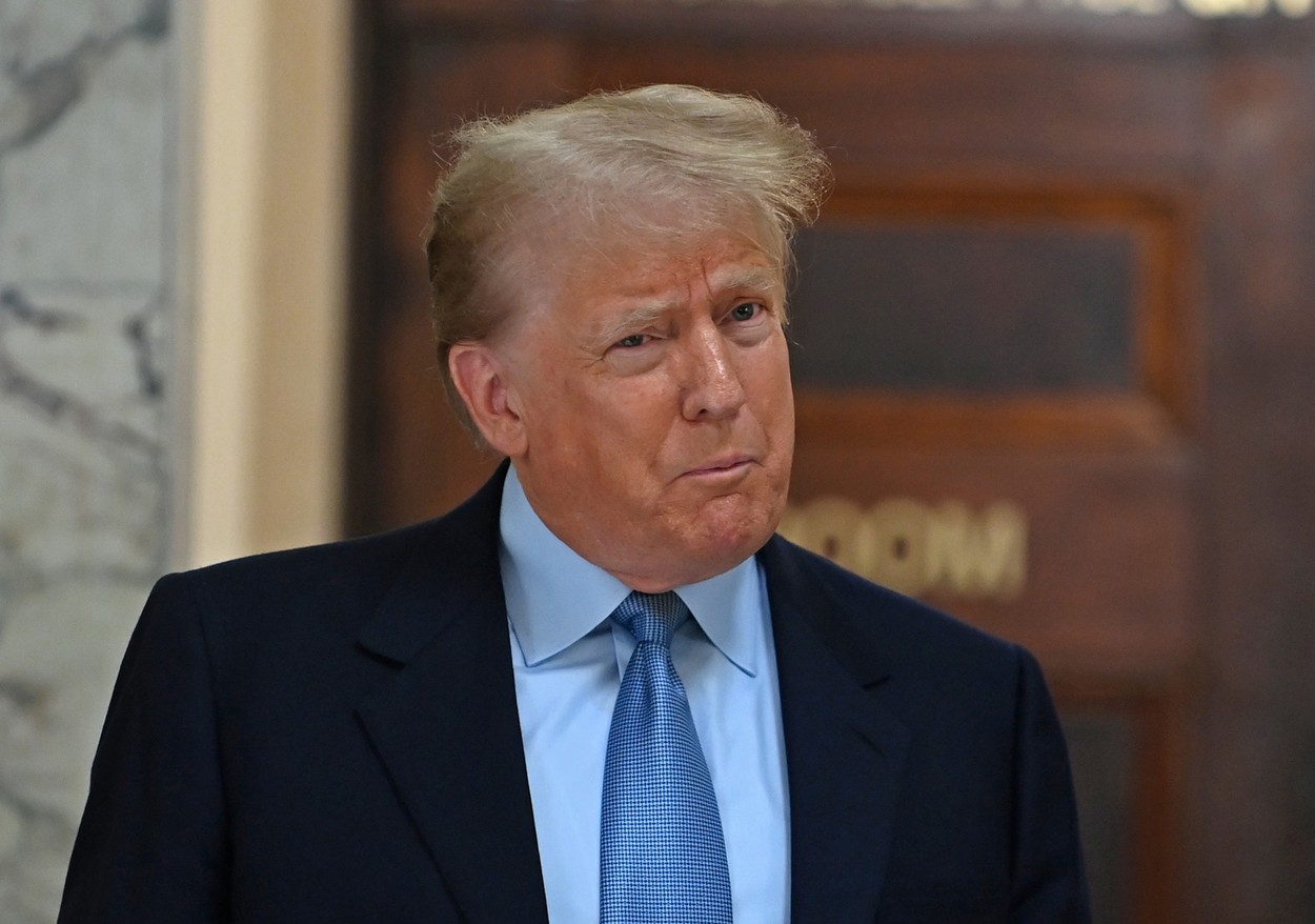 Trump a fost amendat cu 5.000 de dolari pentru că nu a șters o postare legată de procesul său de fraudă din New York
