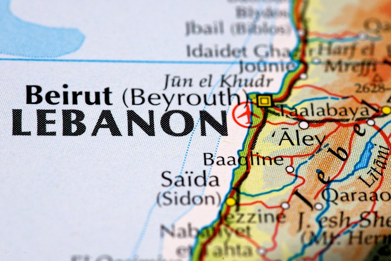 Alertă MAE: Românii din Liban sunt sfătuiți ferm să părăsească țara, din cauza atacurilor recente din zona de graniță cu Israelul
