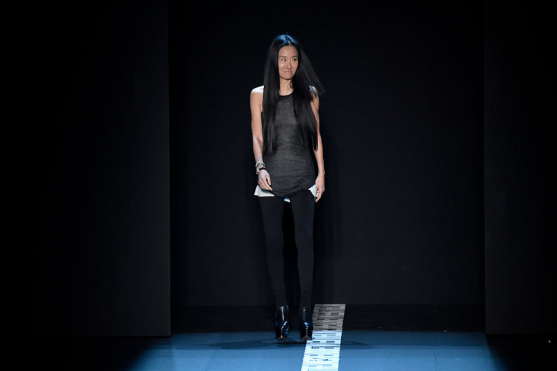 Vera Wang Collection - Runway - September 2016 - New York Fashion Week: The Shows