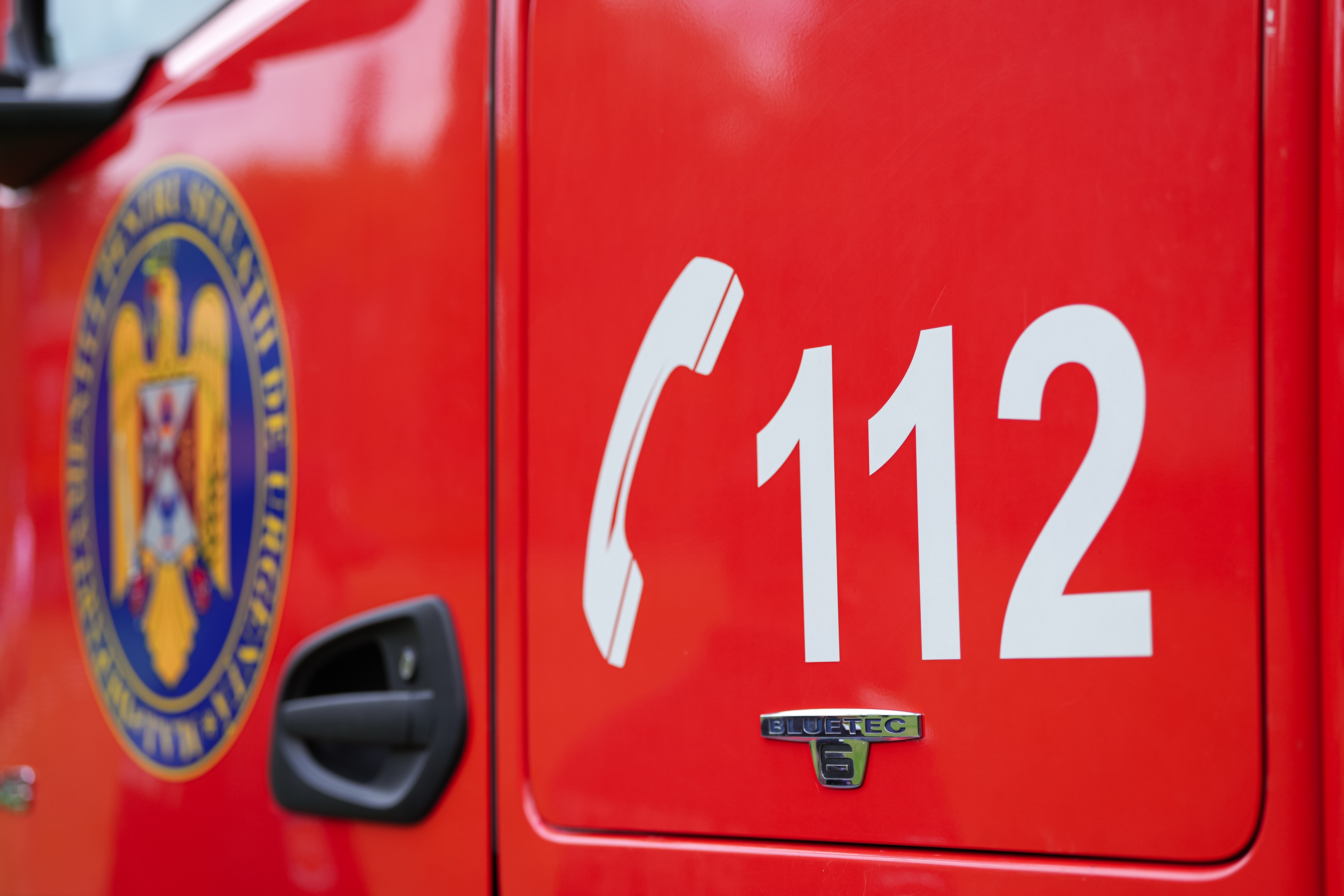 Un apel la 112 a salvat două vieți în Neamț: dispecerul ISU a coordonat evacuarea dintr-o locuință cu monoxid de carbon