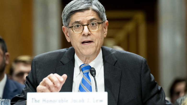 Jack Lew at a Senate Foreign Relations Committee Hearing