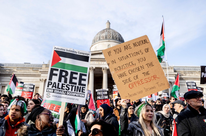 Pro Palestine protest, London, UK - 04 Nov 2023
