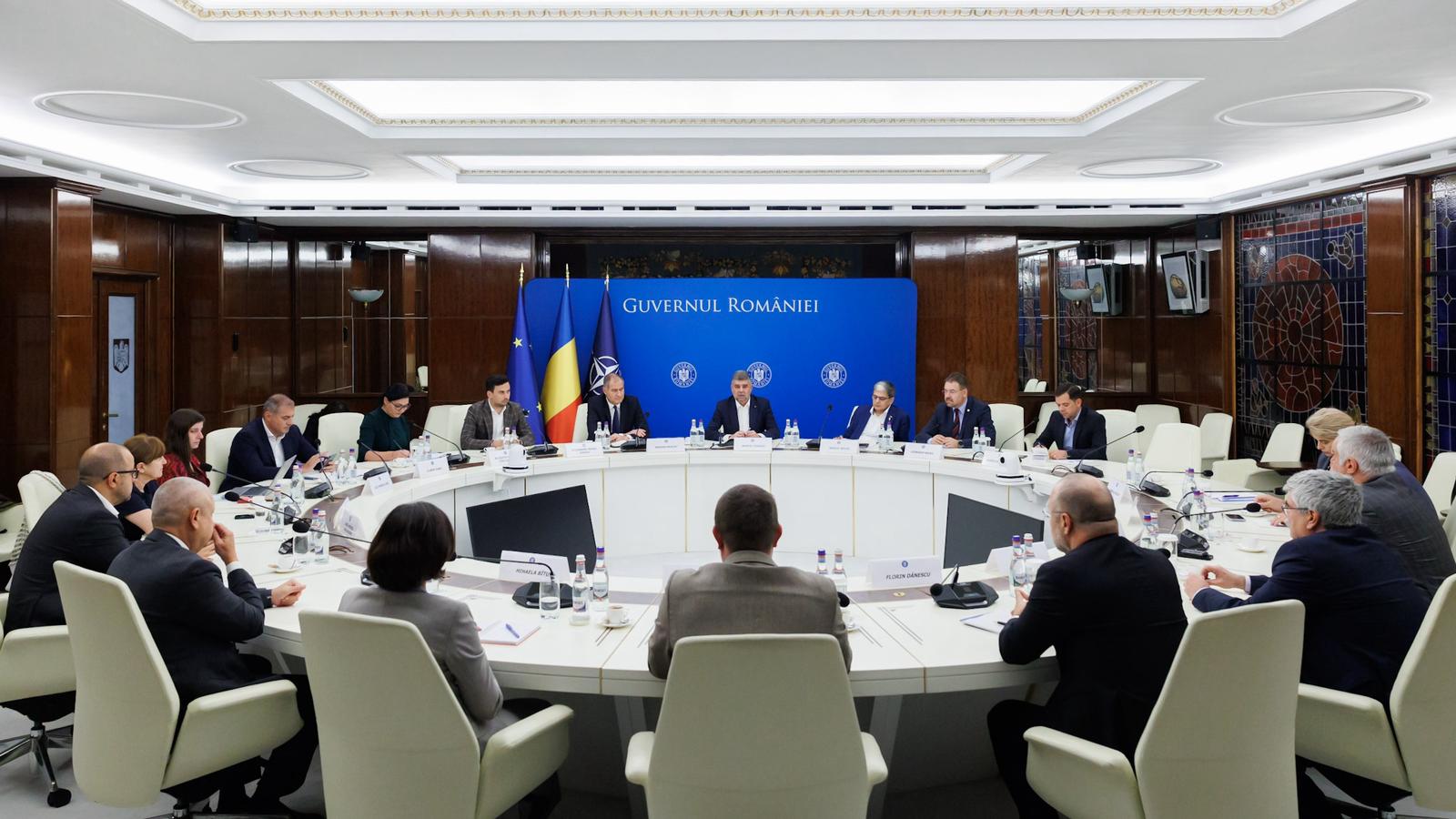 Ciolacu spune că a ajuns la un acord cu băncile: comisioanele bancare nu vor crește în România