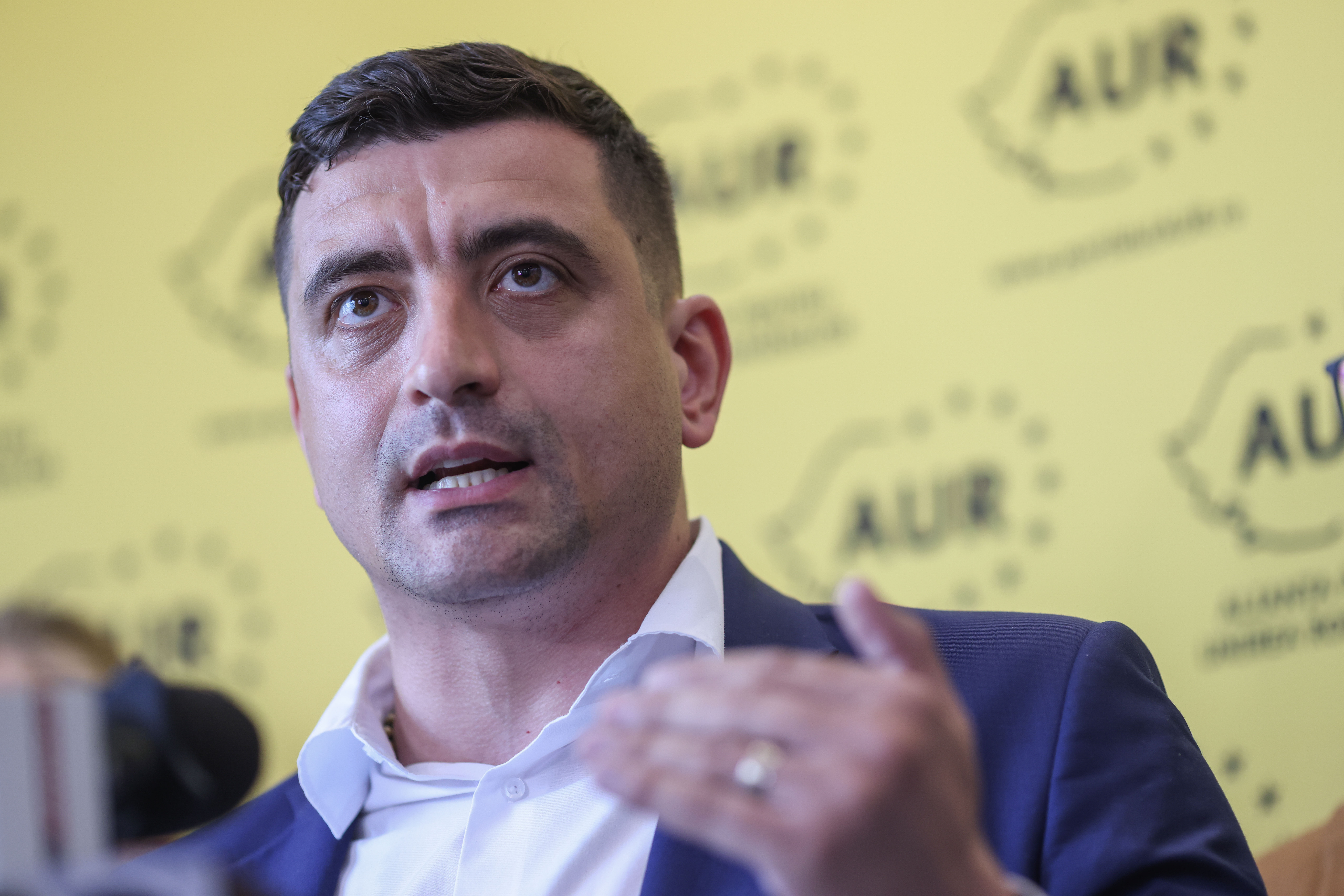 George Simion: Dacă PSD ne invită la guvernare, îi refuzăm politicos. Cum să schimbăm lucrurile cu un partid care ia șpagă în portbagaj