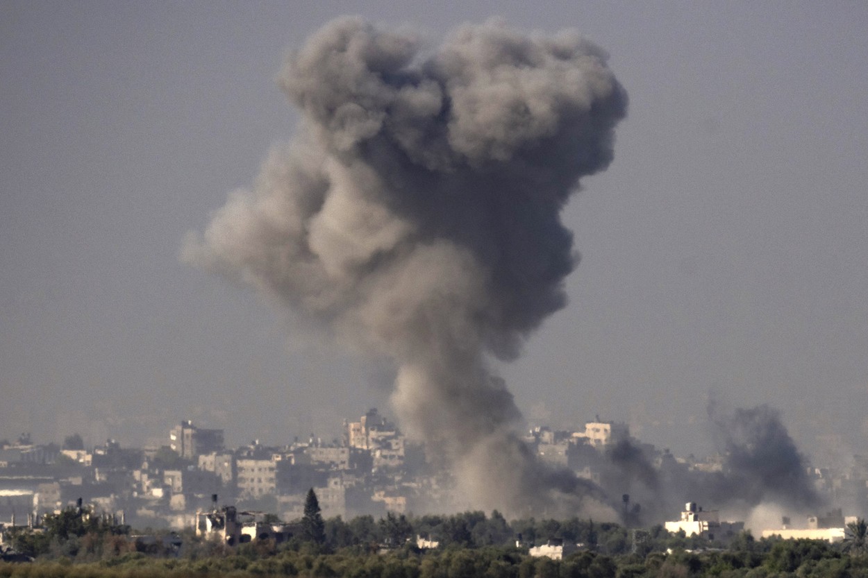 Armata israeliană spune că forțele sale luptă în „inima orașului Gaza”. Liderul Hamas din enclavă „a fost înconjurat în buncărul său”