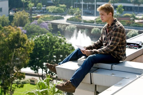 Evan Ellingson a murit. Actorul din serialul „CSI: Miami” și „My Sister's Keeper” avea 35 de ani