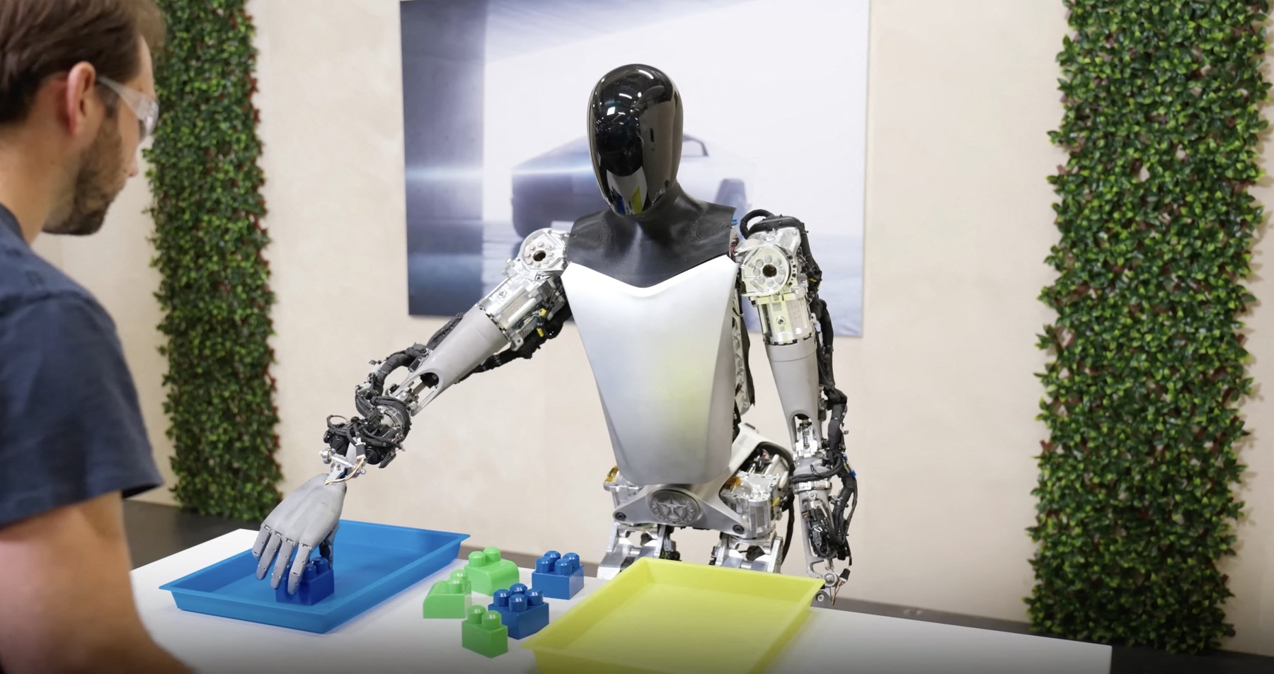 China plănuiește să înceapă producția în masă a unor roboți umanoizi care „vor transforma lumea” în următorii doi ani