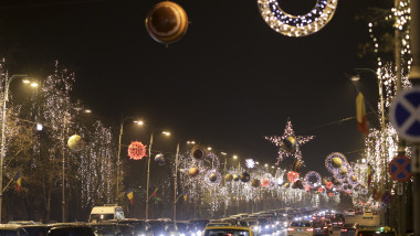 luminite de craciun din bucuresti