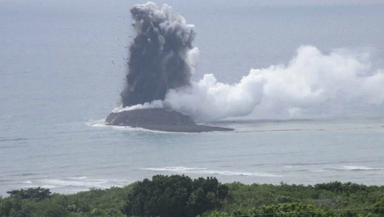 insula formata dupa eruptie vulcanica