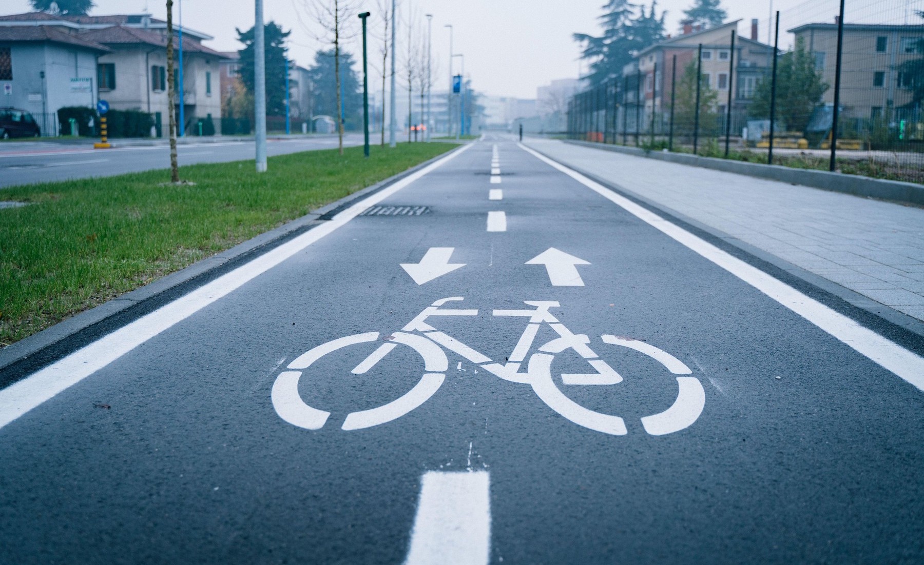 Un biciclist moare în accident rutier la fiecare două zile pe şoselele din România (UNSAR)