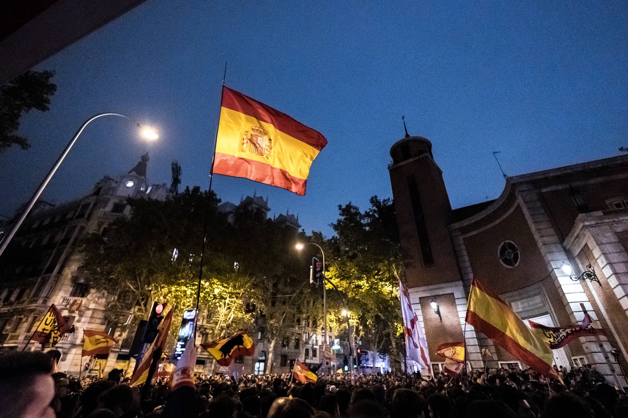 Reuters: Socialiștii spanioli au ajuns la un acord cu separatiștii catalani pentru a sprijini guvernul