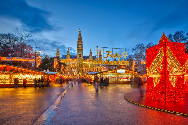 Traditional,Christmas,Market,In,Vienna,,Austria