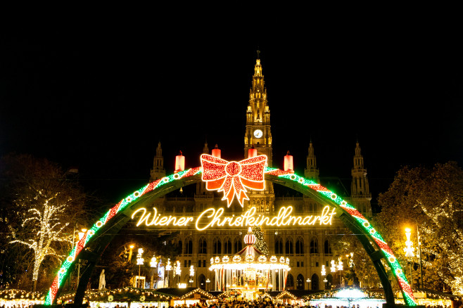 Christmas,Market,At,The,Vienna,City,Hall,In,Austria.,Christmas