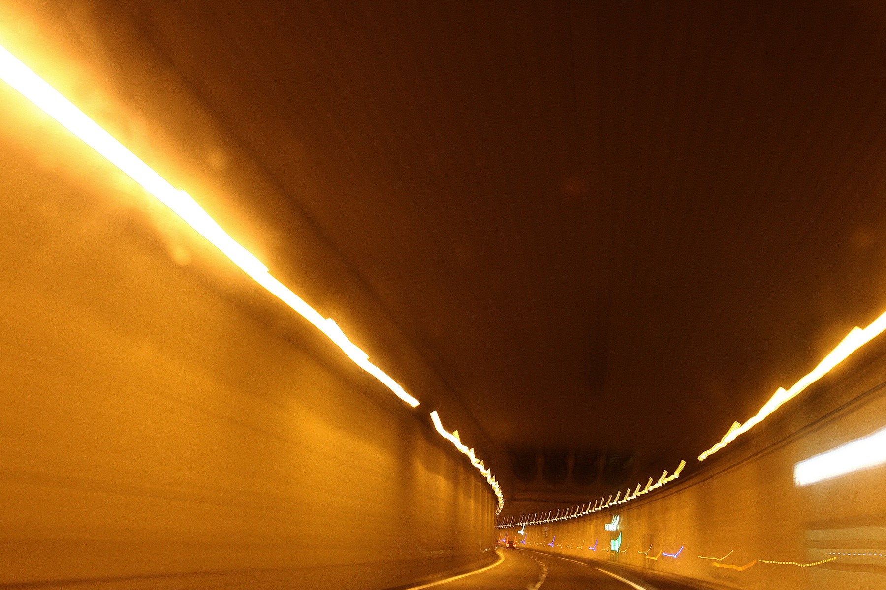 Șeful delegației olimpice mongole a fost jefuit într-un tunel la Paris. Hoții au furat un rucsac cu bijuterii de aproape 600.000 euro