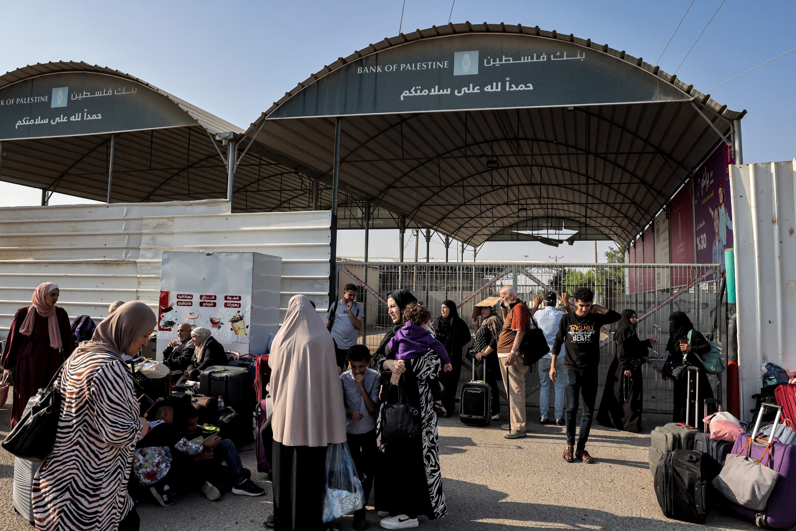 Radu Filip, MAE: „Există speranțe pentru perioada următoare” că cei 260 de români vor fi evacuați din Gaza