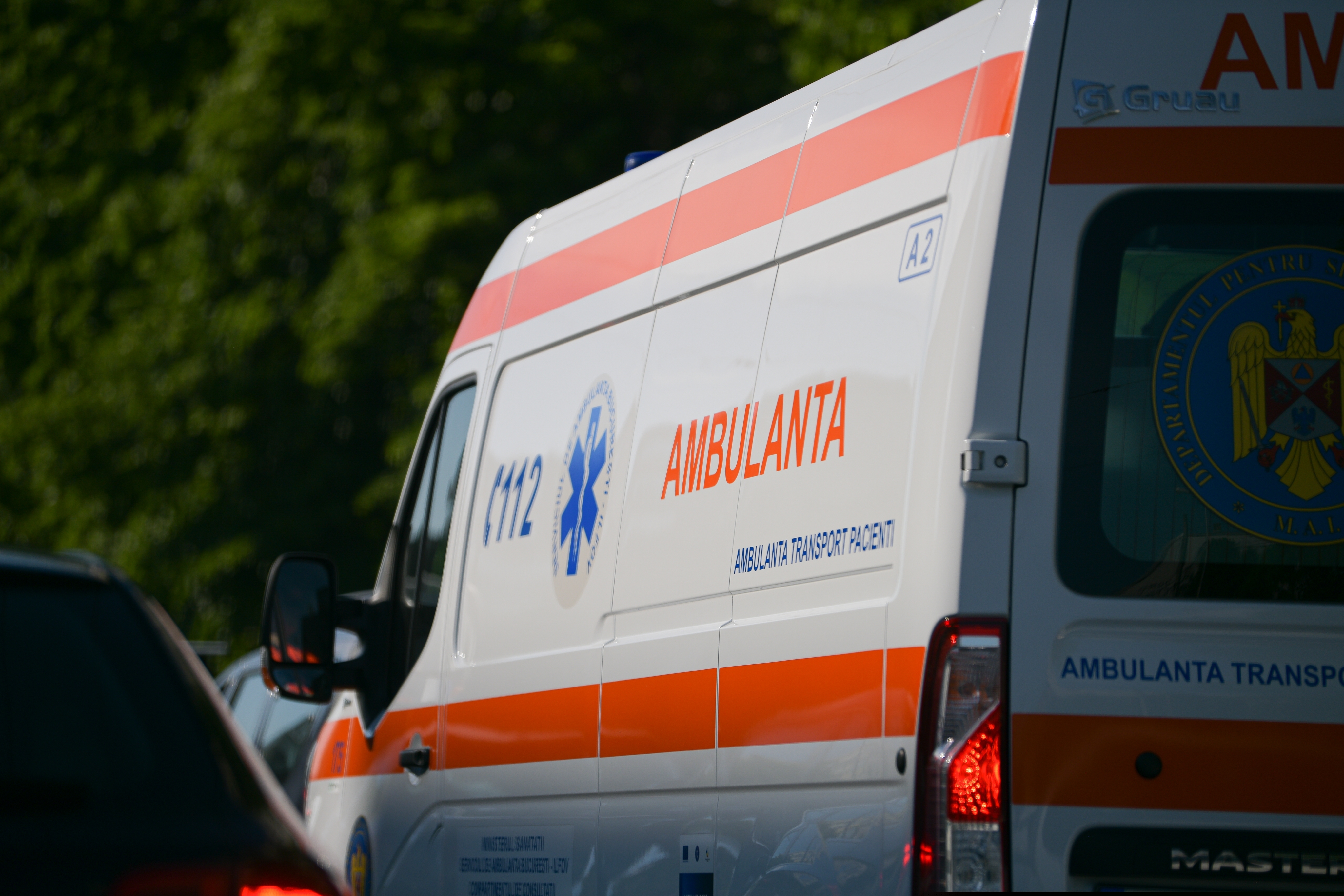Un băiat de 13 ani din Târgu Jiu a fost găsit mort în baie