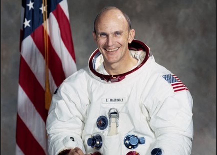 Astronautul american Thomas Mattingly, care a ajutat la salvarea echipajului misiunii Apollo 13, a murit