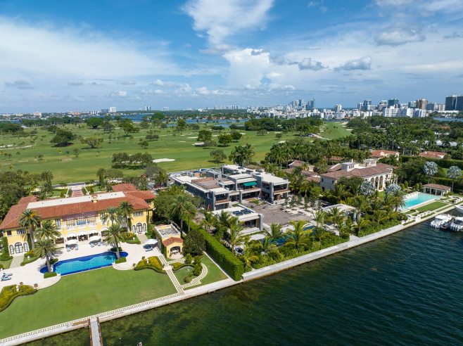 EXCLUSIVE: Tom Brady's $27 million Miami dream home is pressing full steam ahead with the large scale construction now looking like a palatial pad nearing completion