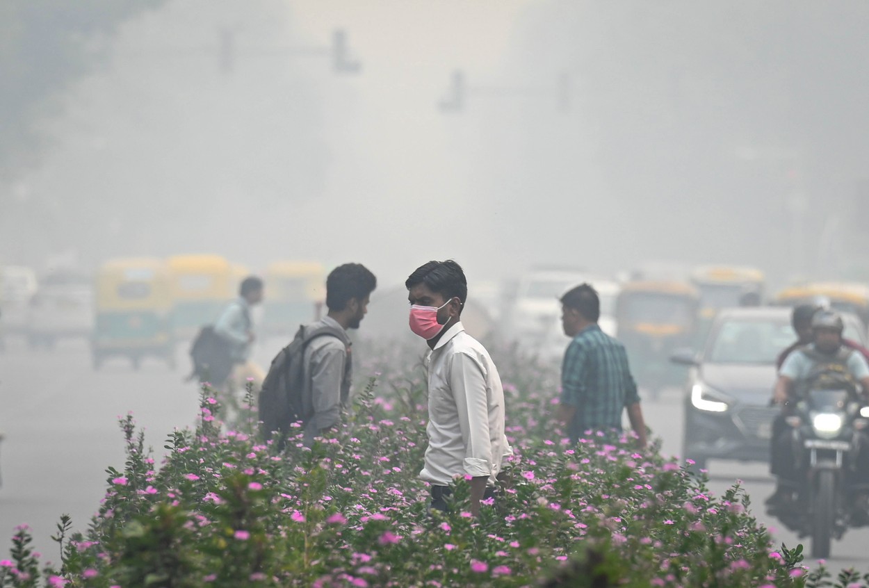Poluare masivă în New Delhi: Experții avertizează că viața locuitorilor s-ar putea scurta cu 12 ani, din cauza aerului toxic