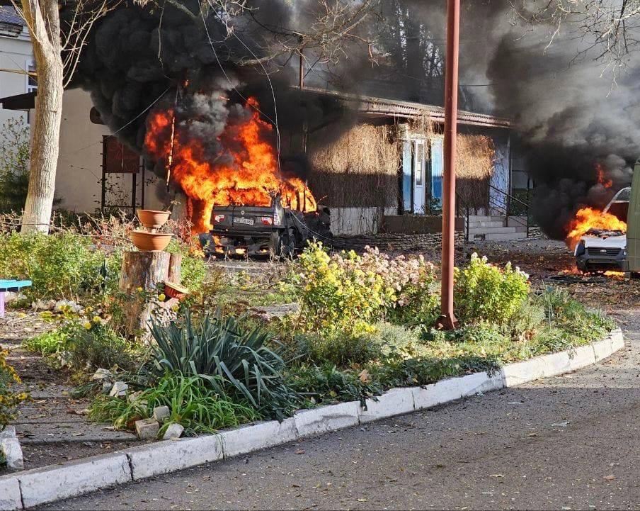 Rușii au bombardat masiv regiunea Herson. Trei persoane au fost ucise, alte 15 sunt rănite, printre care și un bebeluș de două luni