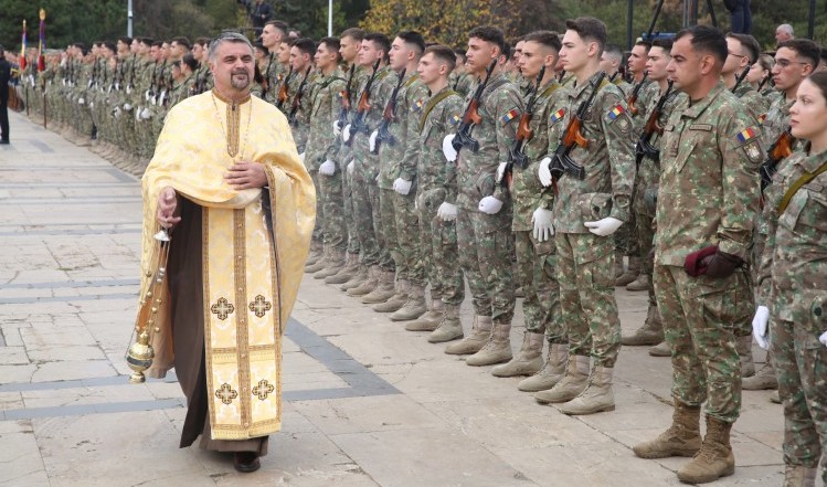 Armata şi Biserica rămân instituţiile în care românii au cea mai mare încredere. Guvernul şi Parlamentul, pe ultimele locuri (sondaj)