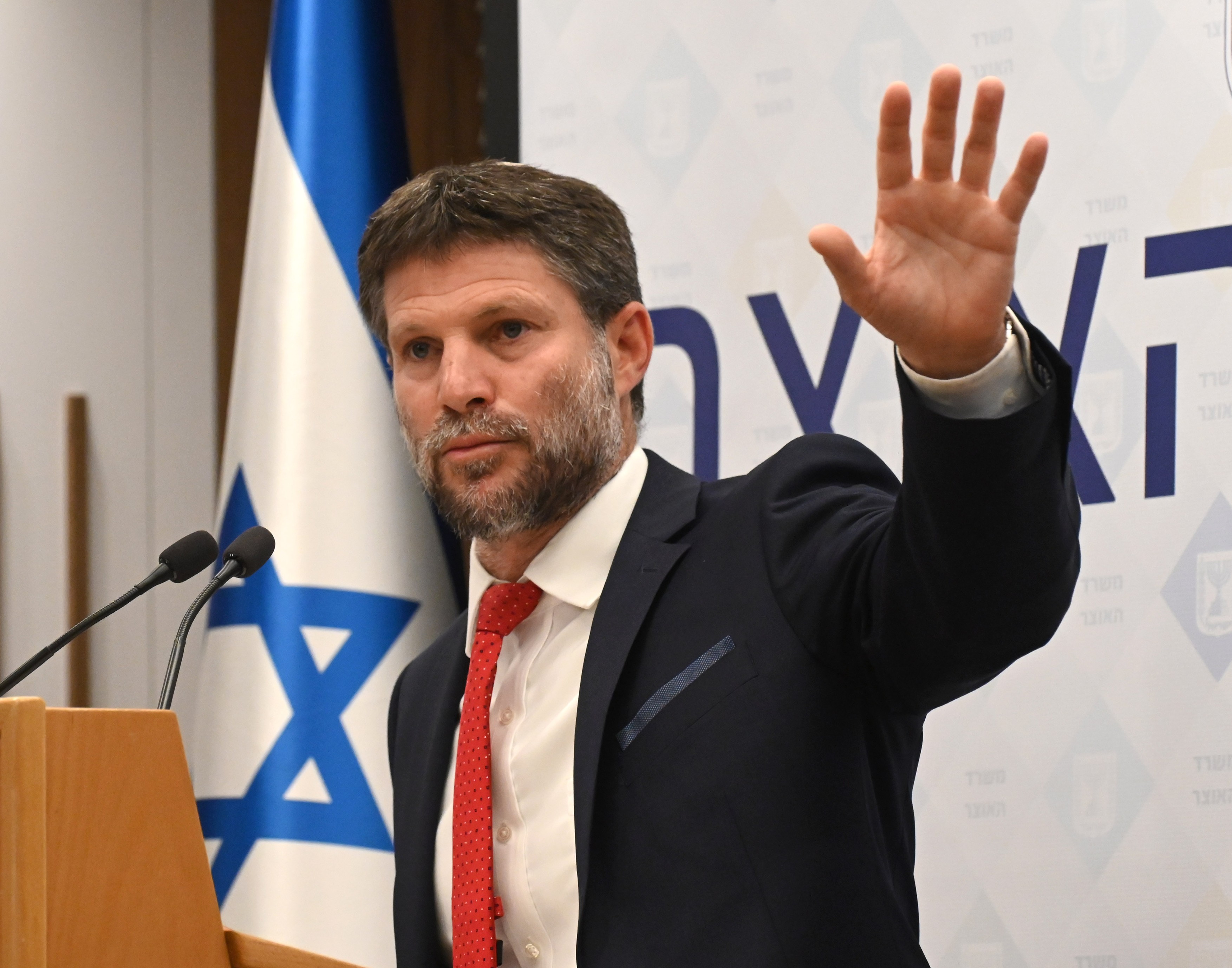 Un ministru extremist din cabinetul lui Netanyahu îi sfătuieşte pe palestinienii din Fâșia Gaza să emigreze voluntar