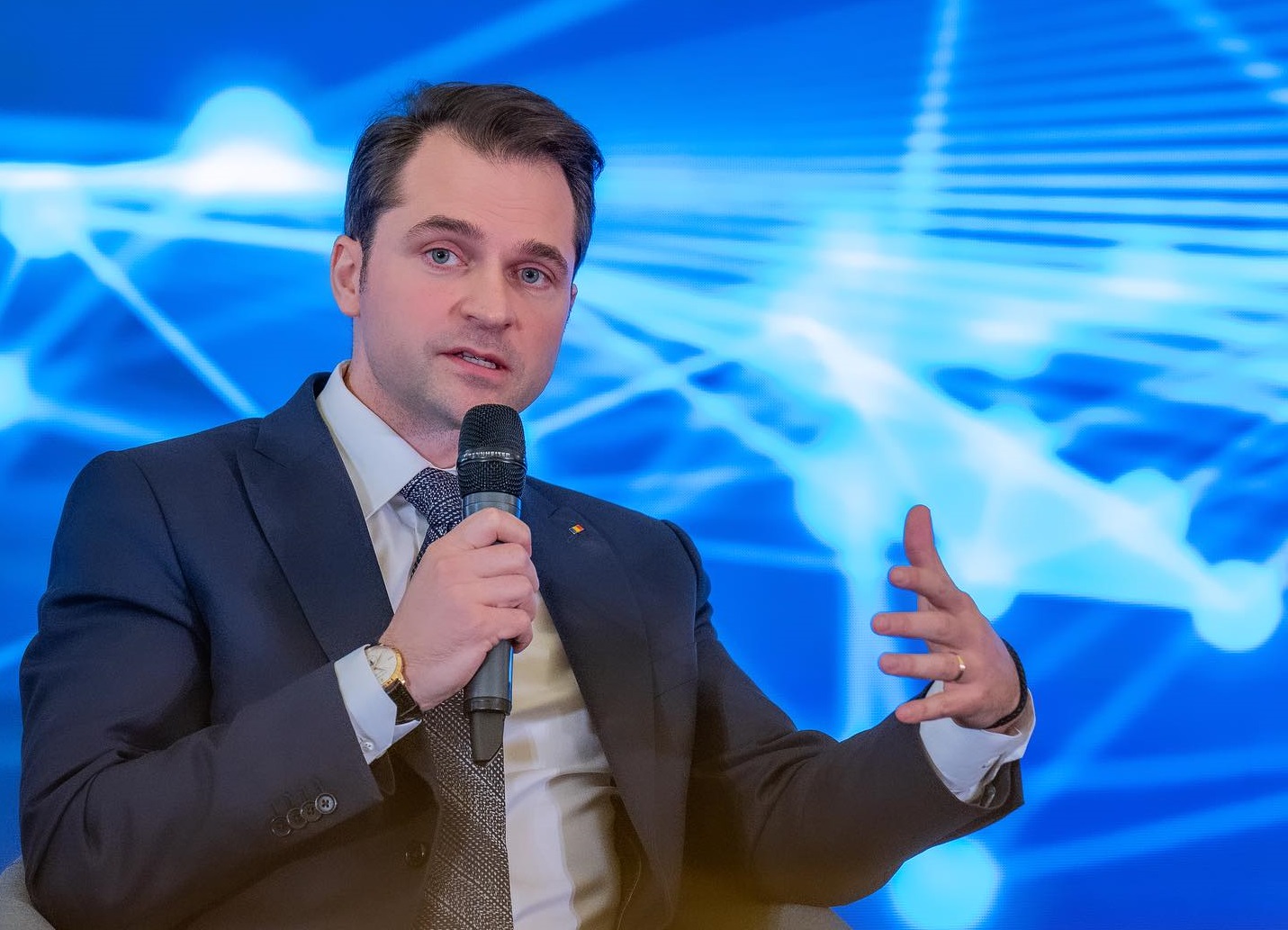 Burduja: Avem toate şansele să beneficiem de pe urma faptului că proiectul nuclear SMR din Statele Unite nu se mai face